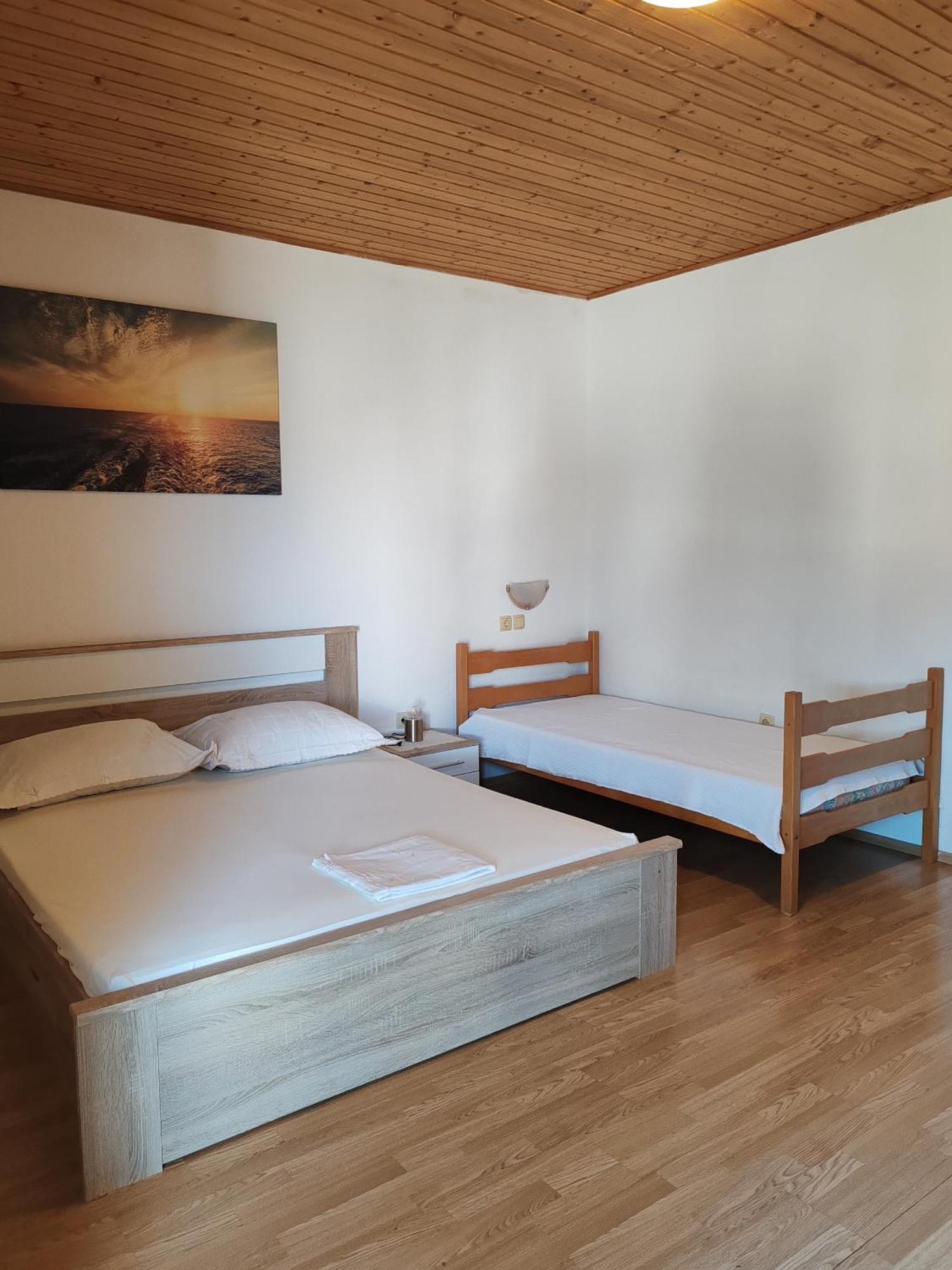 Apartments And Rooms With Parking Space Brela, Makarska - 6895 Zimmer foto